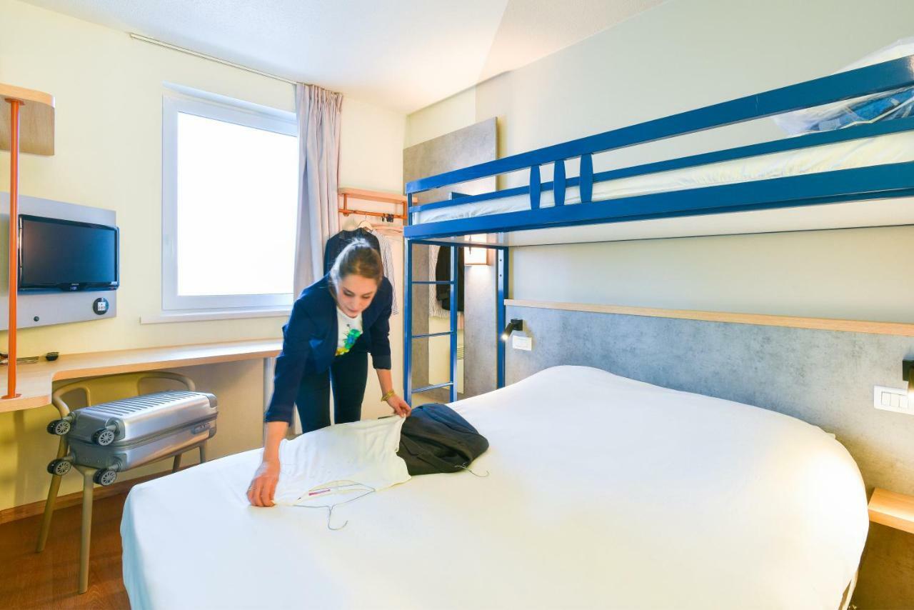 Ibis Budget Charleroi Airport Park Sleep & Fly ibis-budget-charleroi-airport-hotel.bedspro.com