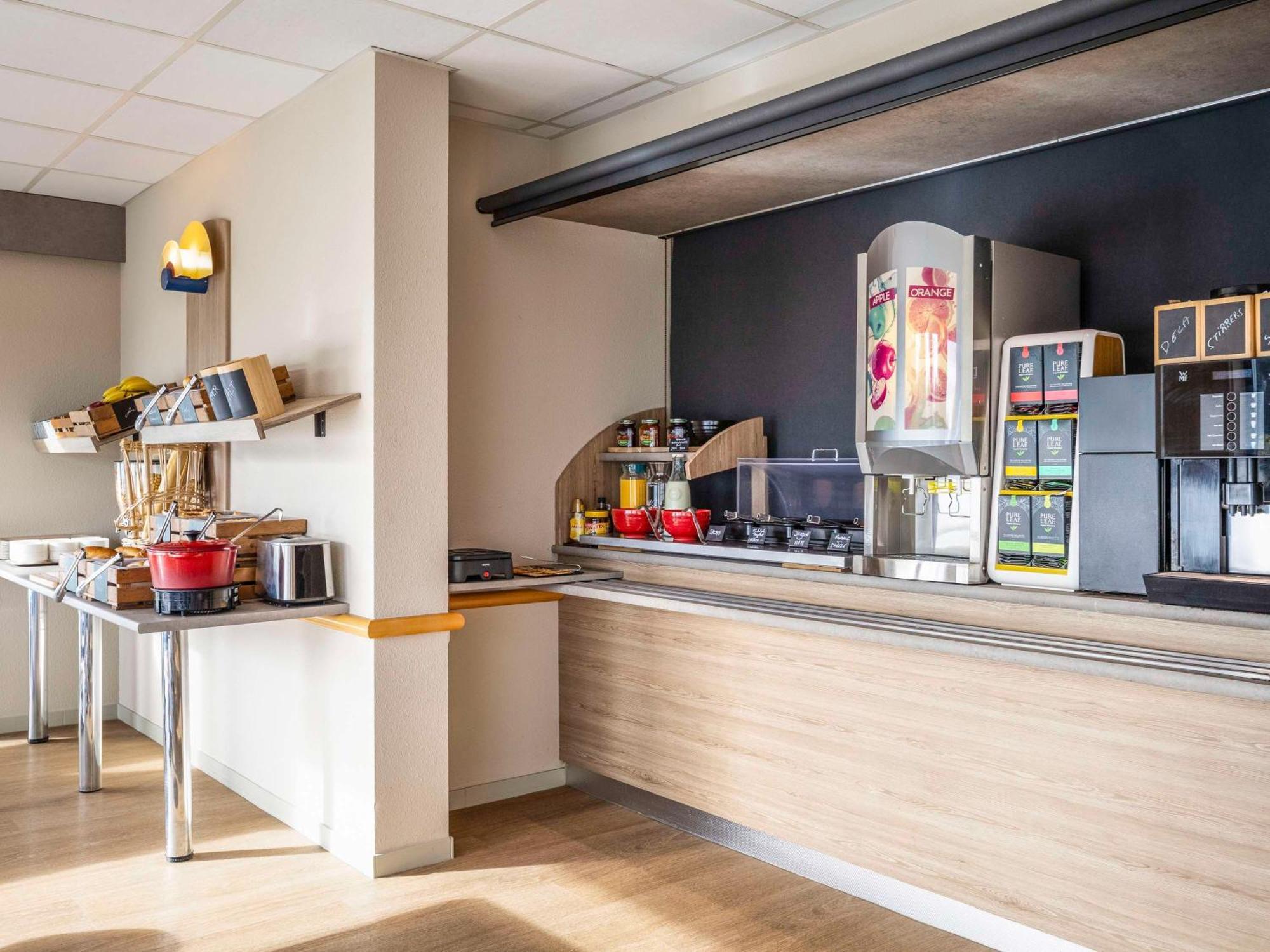 Etap Hotel Charleroi Airport Parken ibis-budget-charleroi-airport-hotel.bedspro.com